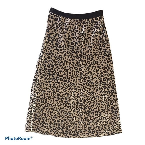 NWT VS Pink Cheetah print skirt Women’s Sz medium - Picture 4 of 9